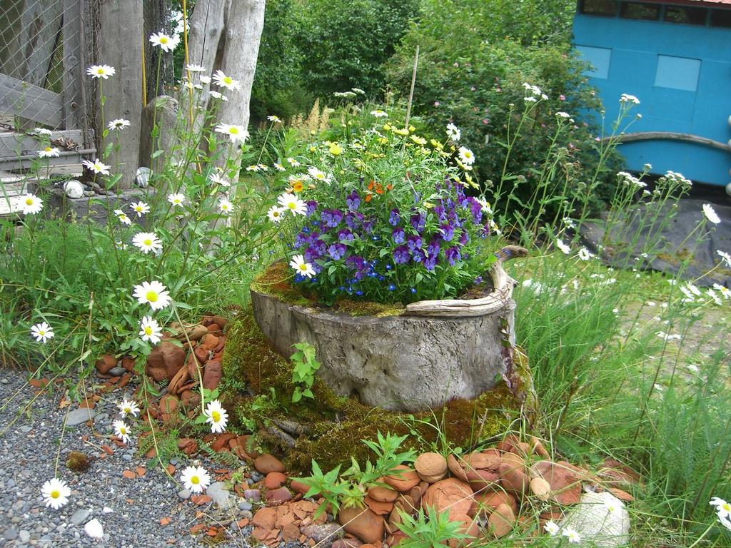 Brigitte'S Bavarian Bed Und Breakfast Millers Landing Extérieur photo