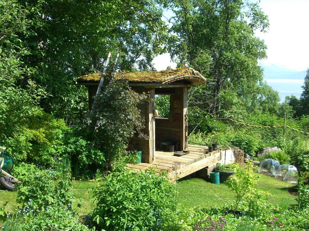 Brigitte'S Bavarian Bed Und Breakfast Millers Landing Extérieur photo