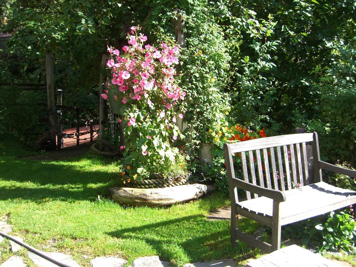 Brigitte'S Bavarian Bed Und Breakfast Millers Landing Extérieur photo